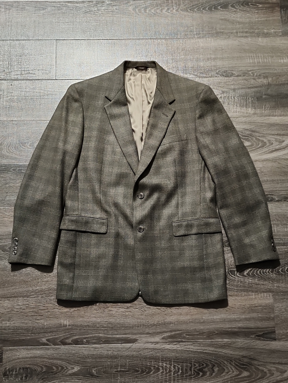 🎉 Austin Reed Plaid Two-Button Blazer 🎉